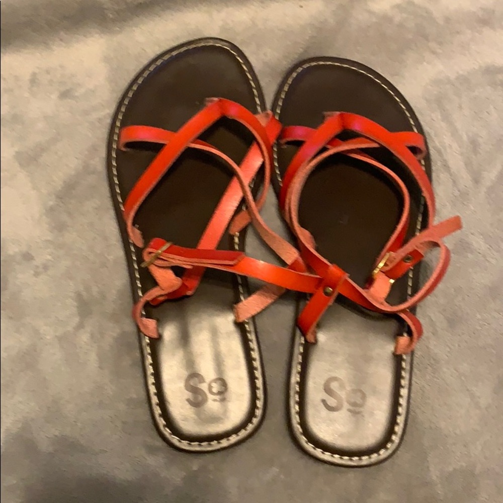 Super soft sandals!